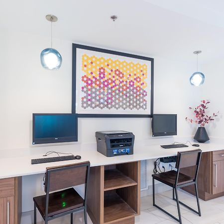 Holiday Inn Express Charleston Us Highway 17 & I-526 By Ihg Eksteriør billede