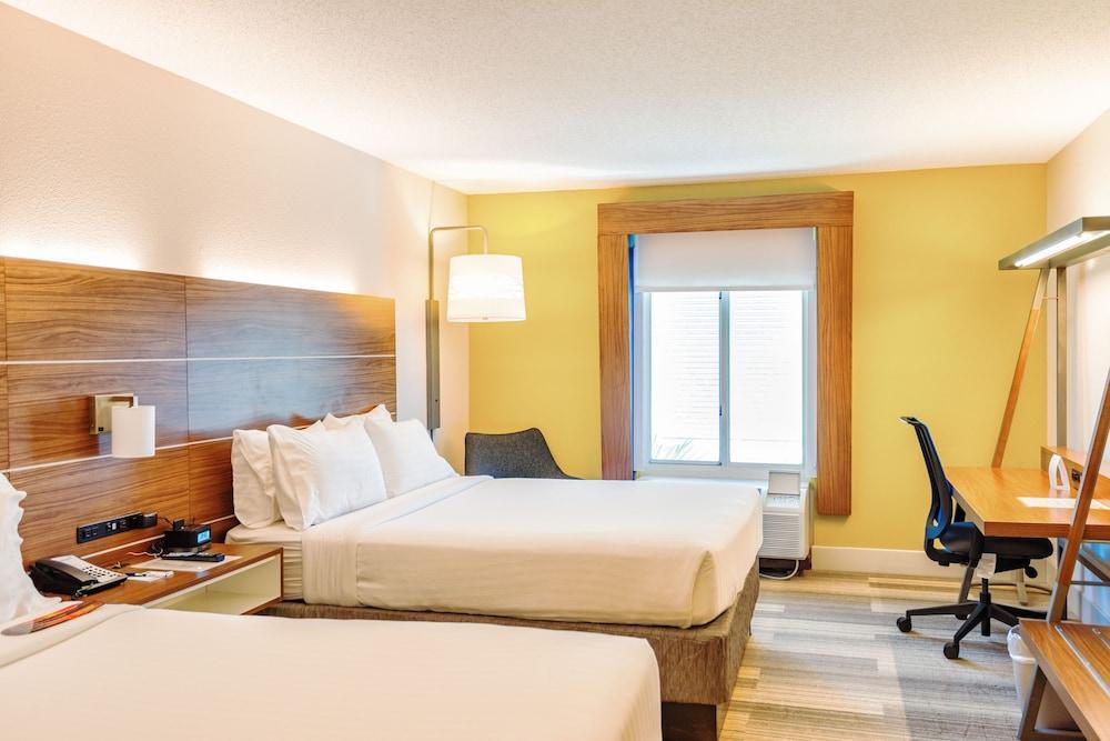 Holiday Inn Express Charleston Us Highway 17 & I-526 By Ihg Eksteriør billede