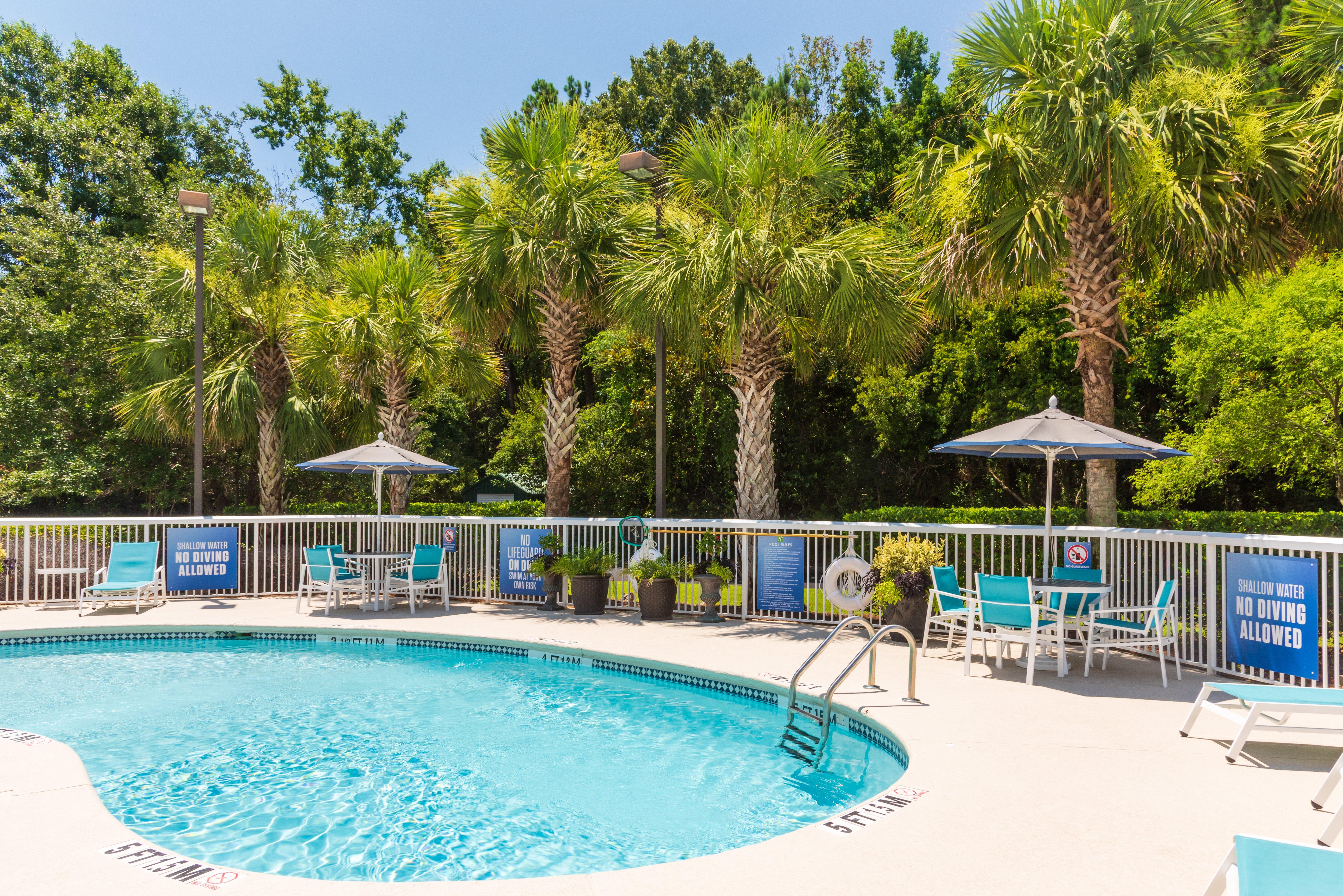 Holiday Inn Express Charleston Us Highway 17 & I-526 By Ihg Eksteriør billede
