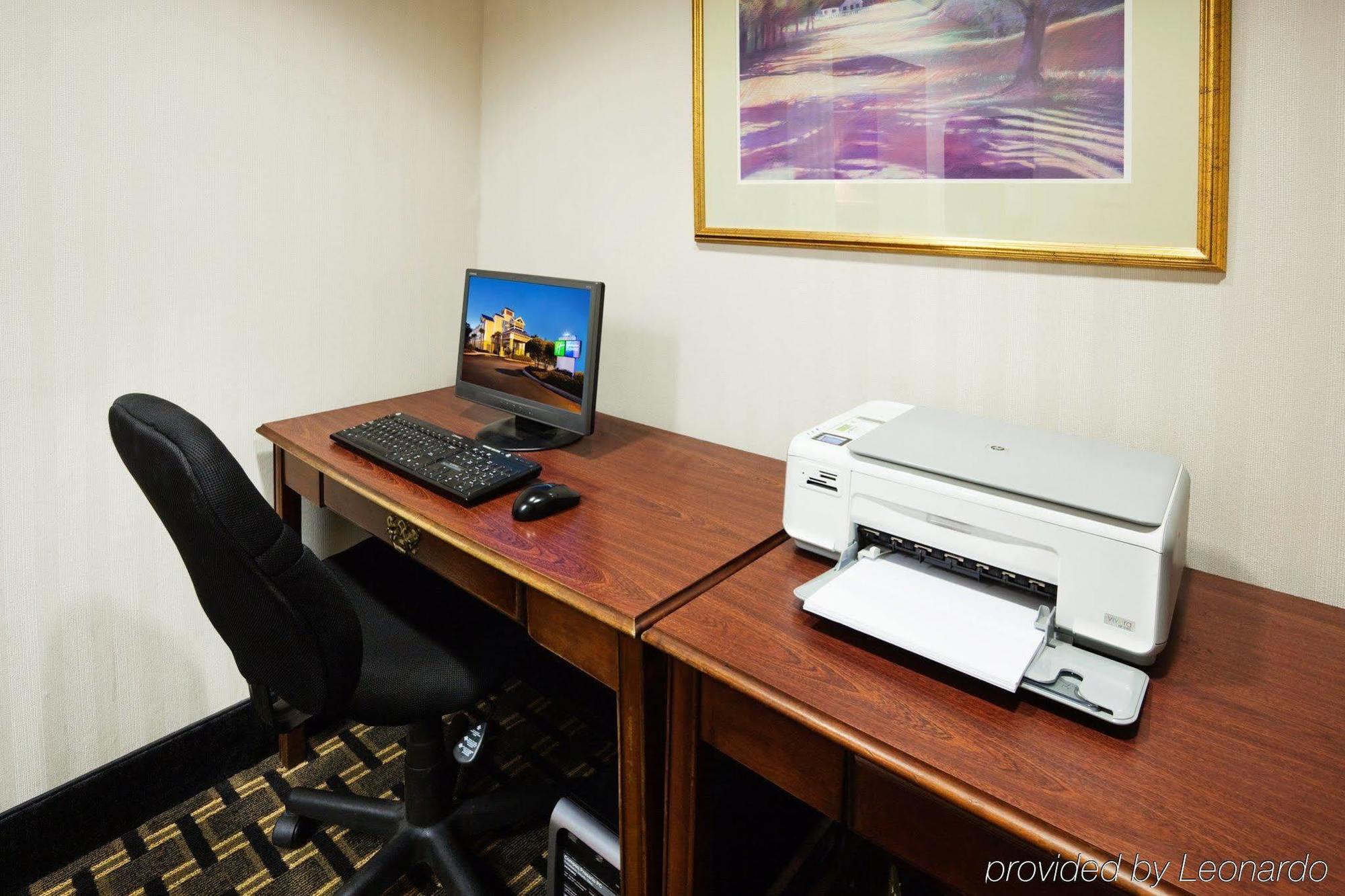 Holiday Inn Express Charleston Us Highway 17 & I-526 By Ihg Eksteriør billede