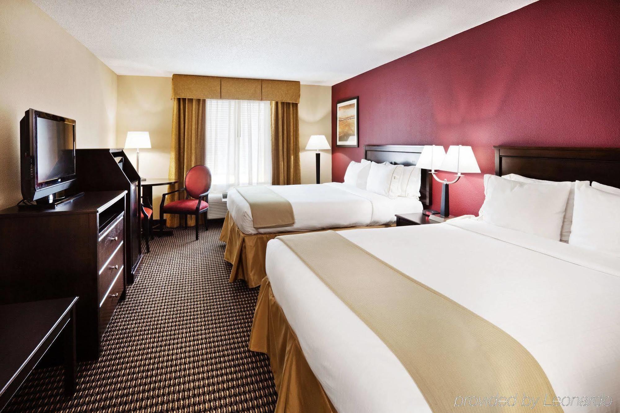 Holiday Inn Express Charleston Us Highway 17 & I-526 By Ihg Eksteriør billede
