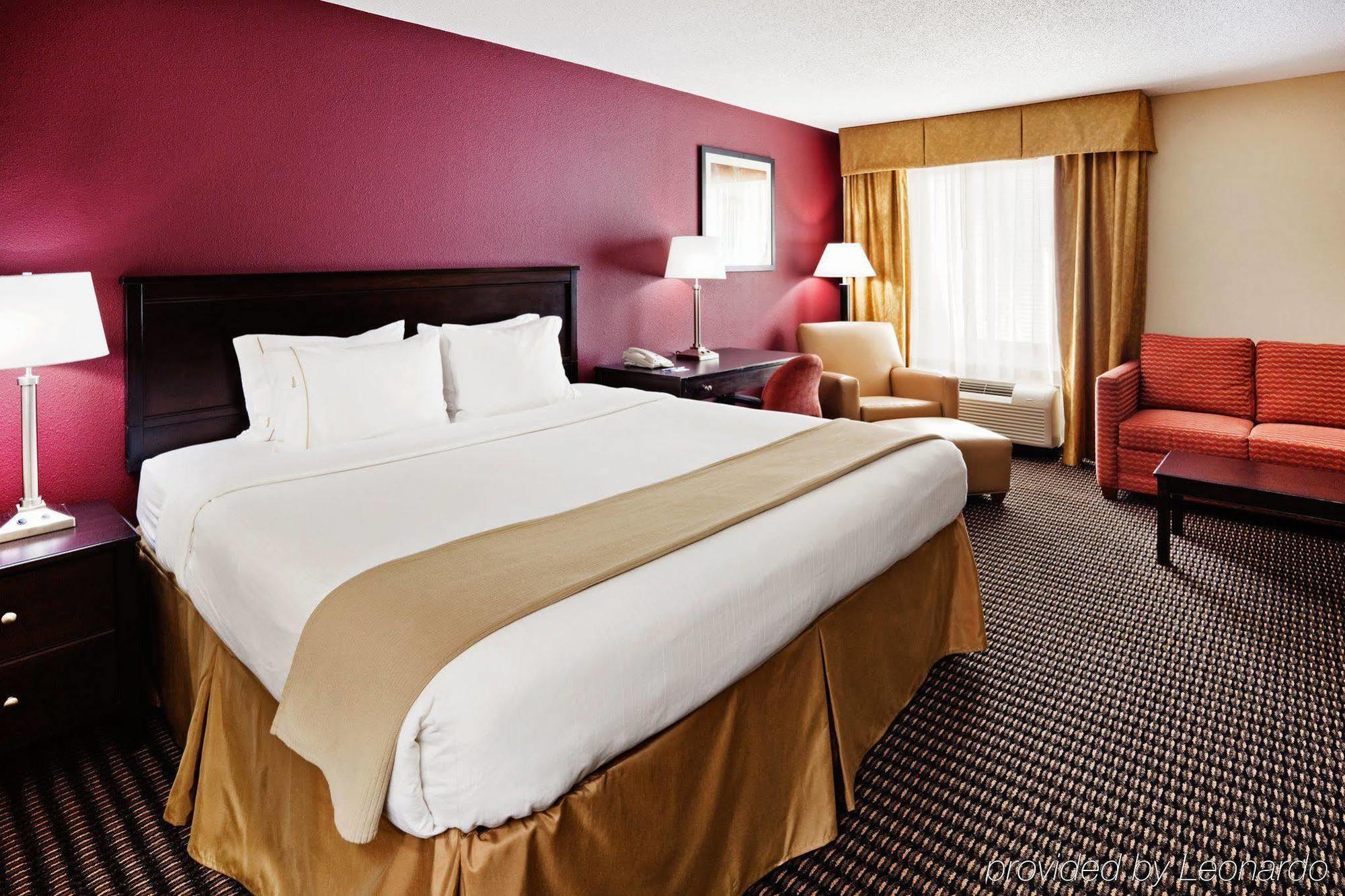 Holiday Inn Express Charleston Us Highway 17 & I-526 By Ihg Eksteriør billede
